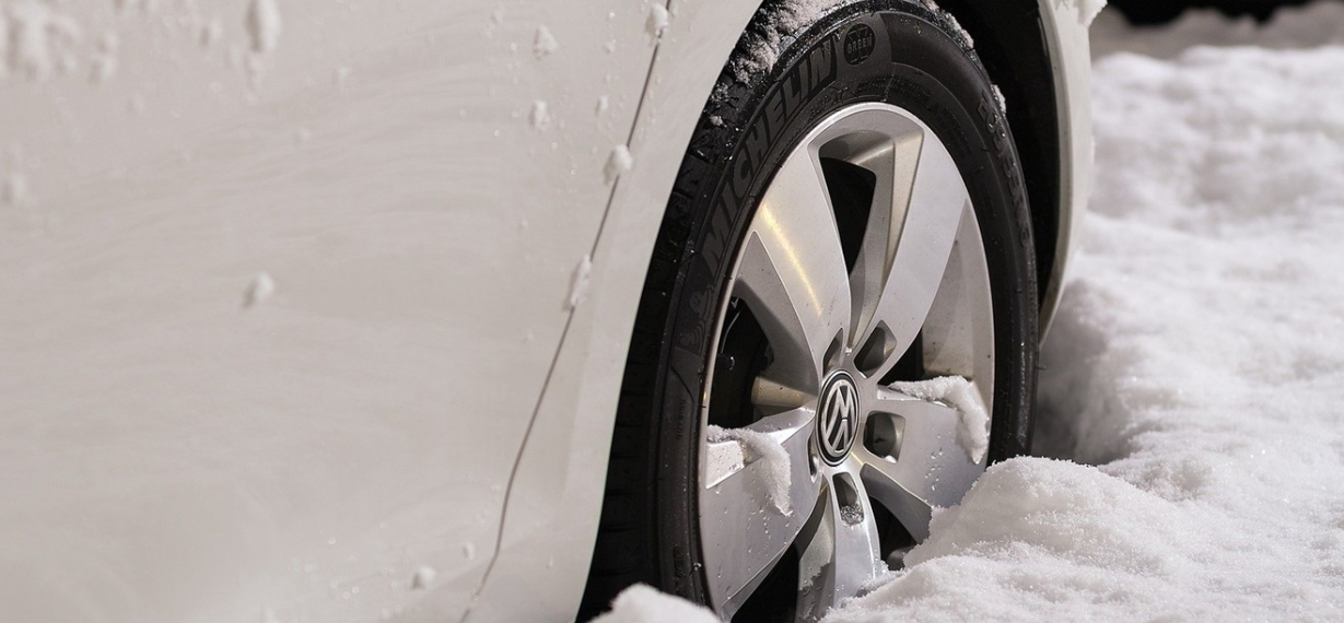 Aprovecha los neumáticos de invierno baratos mientras estén. 1