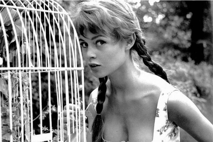 Brigitte Bardot: Me siento más provocadora como actriz que como cantante 3