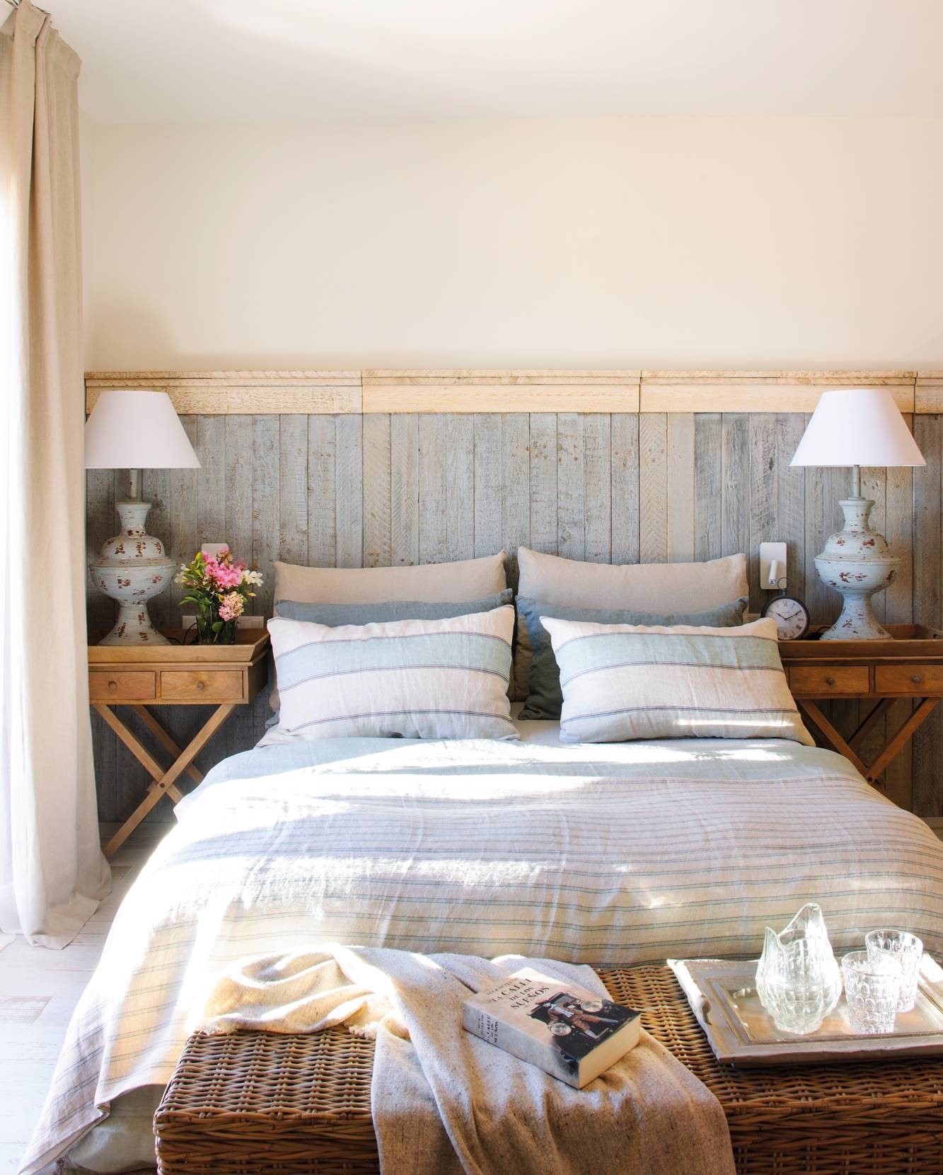 Cómo elegir cabecero de cama según decoración del dormitorio 35